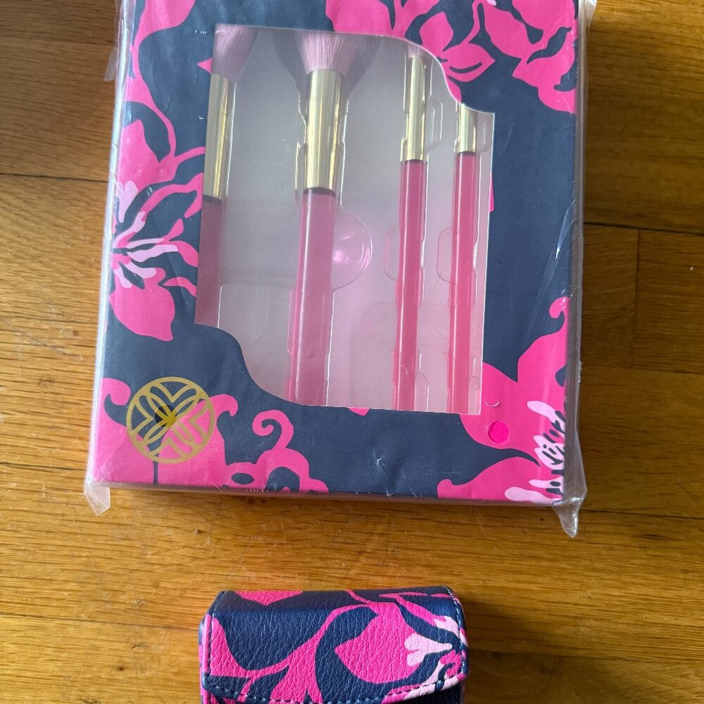 Lilly Pulitzer NWT GWP 5-piece makeup brush set & mirrored lipstick holder